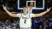 ¿La venderías? Una tarjeta de Cooper Flagg puede valer millones de dólares o 32 años de NBA