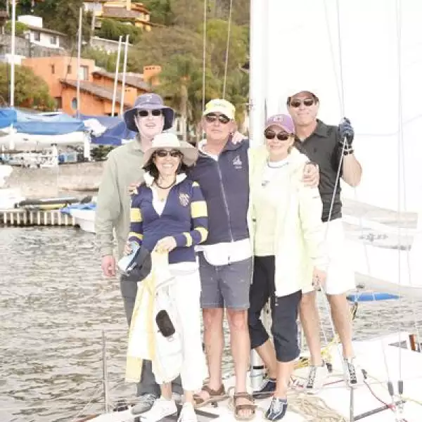 Daniel Porte,Javier Mollo,Peter Goliare,Elva Goliare,María Luisa Aguilar