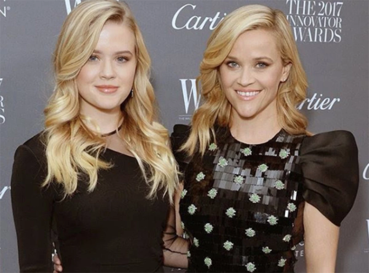 Ava Phillipe y Reese Witherspoon