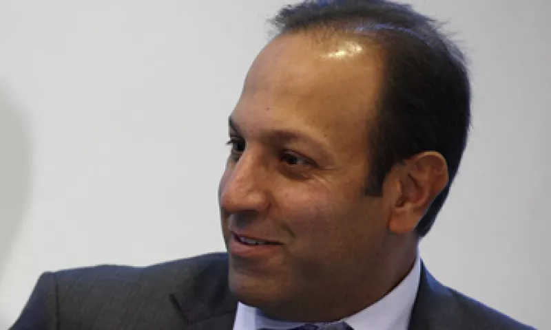 Marco Antonio Slim seguirá participando activamente en la marcha de la empresa, sostuvo Inbursa. (Foto: AP)