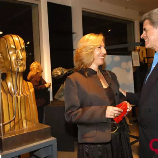 Angeles Cantú, Jorge Mena