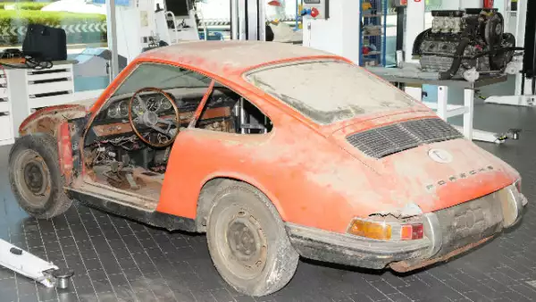 Porsche 911 restaurado 2