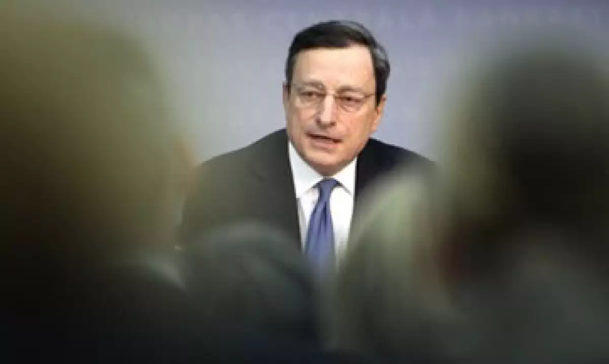 Mario Draghi advirtió contra quienes han dado mensajes optimistas sobre frenar la crisis de deuda. (Foto: AP)