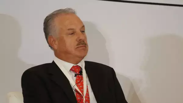 "No es el pez grande el que se come al chico; es el pez rápido el que se come al lento", dijo el director general de Soisa.