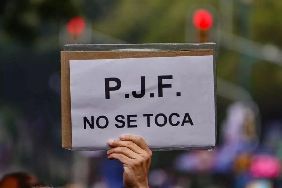 suspensión definitiva fideicomisos pjf
