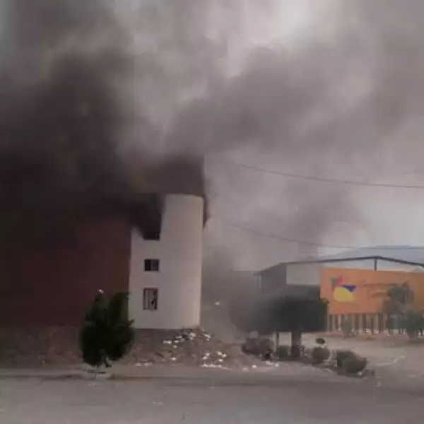 incendio profesores pri 