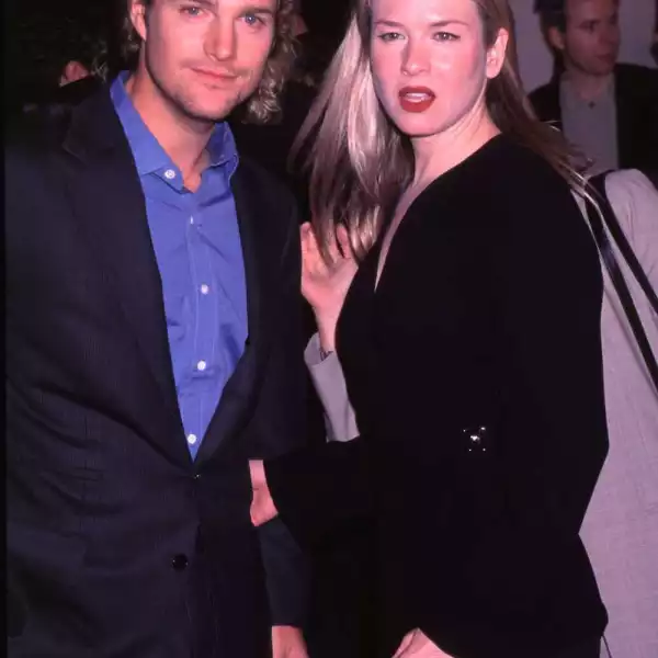 n110399_chris_n_renee