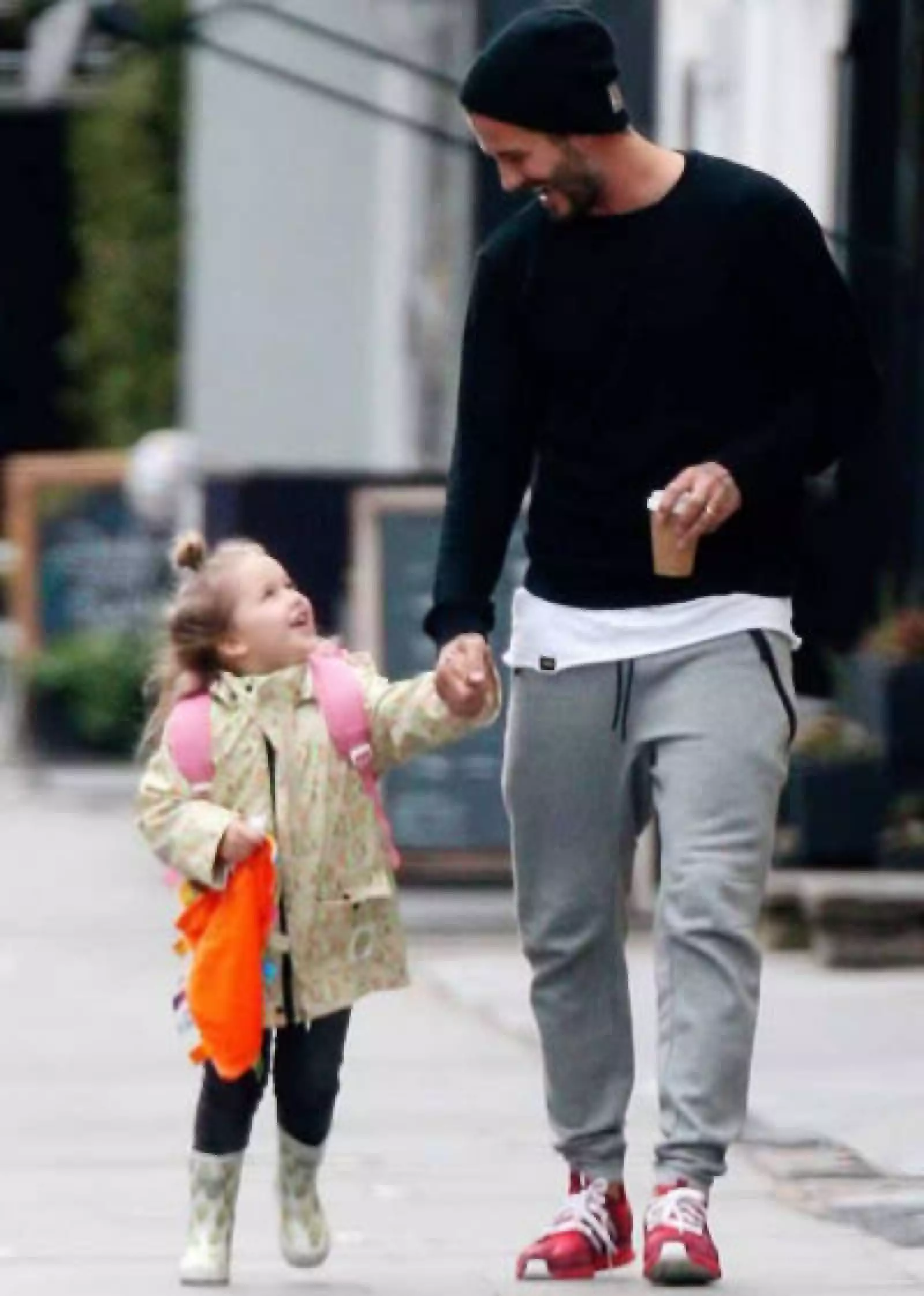 Son muchas las amiguitas de Harper que han expresado su admiración ante la complicidad de ambos.