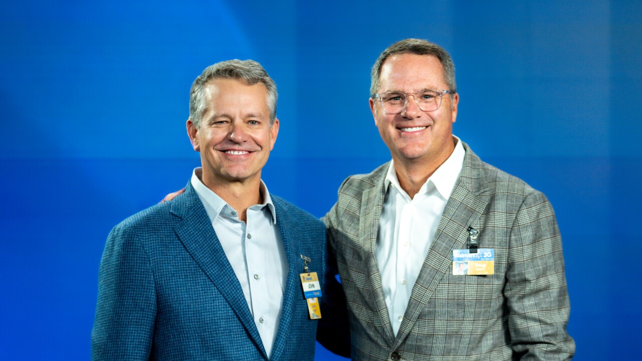 Walmart tiene nuevo CEO: nombra a John Furner como sucesor de Doug McMillon