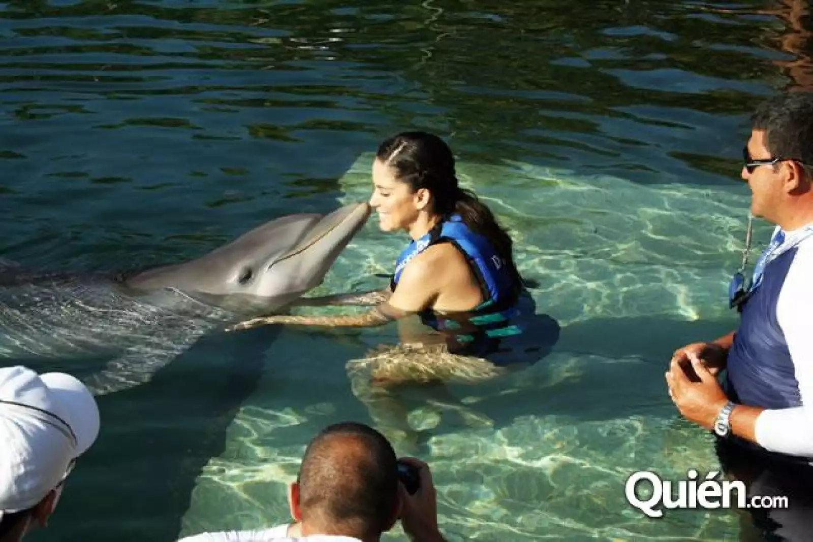 Ana Claudia Talancón rostro Delphinus