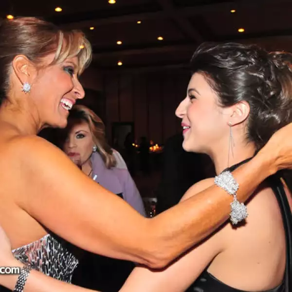 Alejandrina Solís,Mayibe Abraham