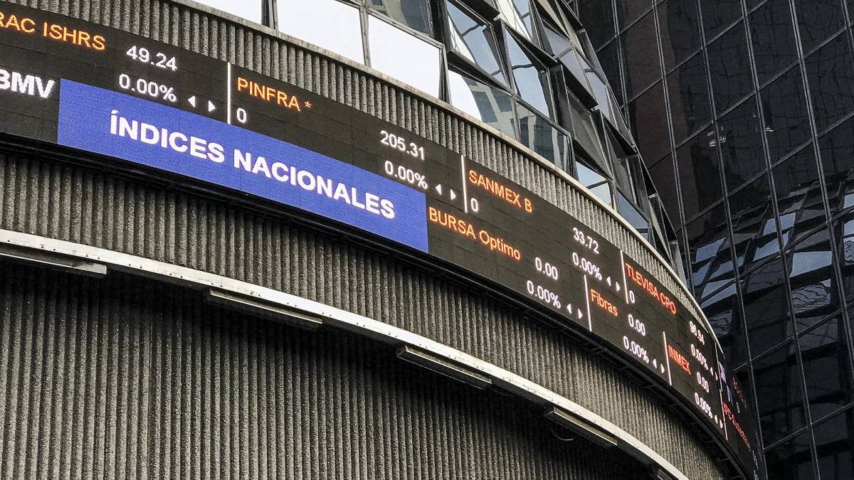 La BMV avanzaba tímidamente este martes impulsada por los títulos de la telefónica América Móvil. (Foto: Notimex)