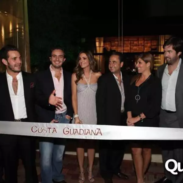 Bernardo Martinez,Diego Cuaik,Pepe Cuaik,Luz Elena González,Abraham Cababie,Jenny Cababie,Eduardo Martínez,Chantal Anfossi de Martinez