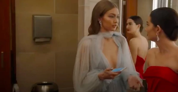 gigi-hadid-cameo