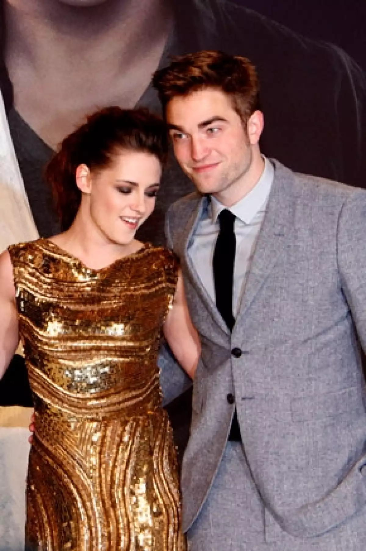 Según amigos del actor, Pattinson desea retomar su romance con Kristen.