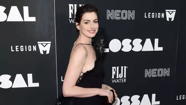 Anne Hathaway