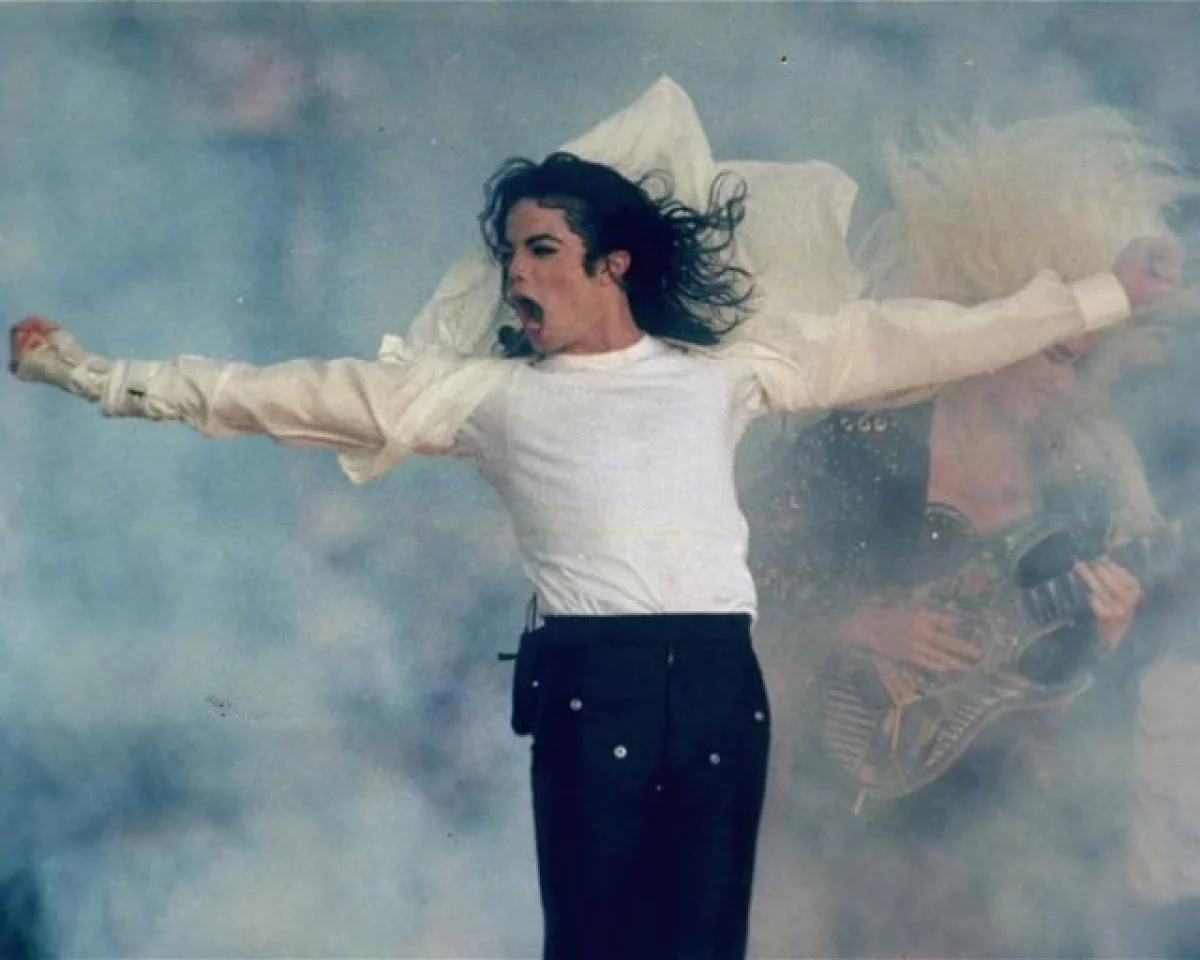 En 1993, Michael Jackson se encargó de encender los ya encendidos ánimos del Super Bowl XXVII.