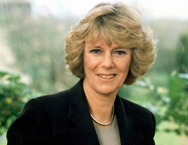 La primera en mantener una relación, pese a que fuera clandestina, con Carlos de Inglaterra fue Camilla Parker Bowles.