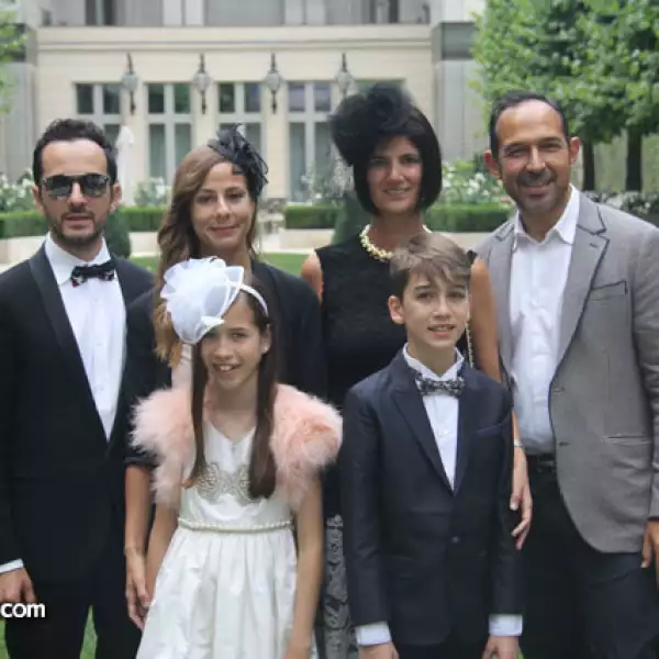 Óscar Madrazo, Audrey Delaunay, Maricarmen Núñez Bascuñana y Alejandro Manjarrez con Anik y Axel Madrazo