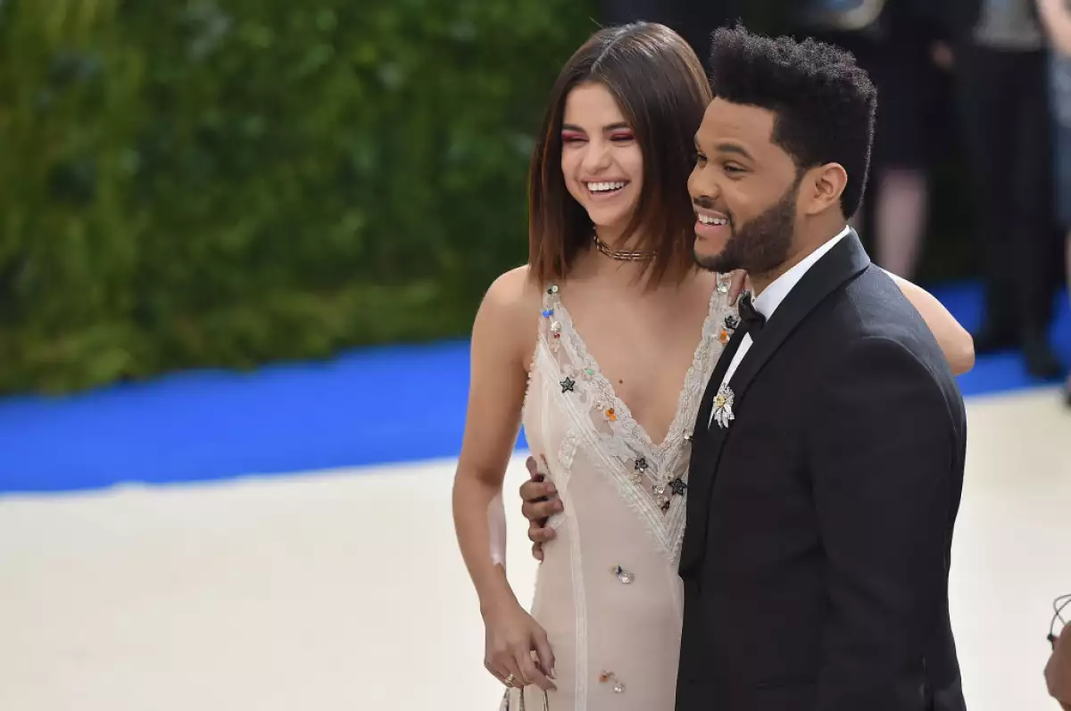 Selena Gomez y The Weeknd 