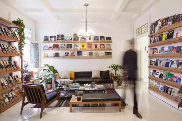 Savvy_CBB Libreria_8.jpg