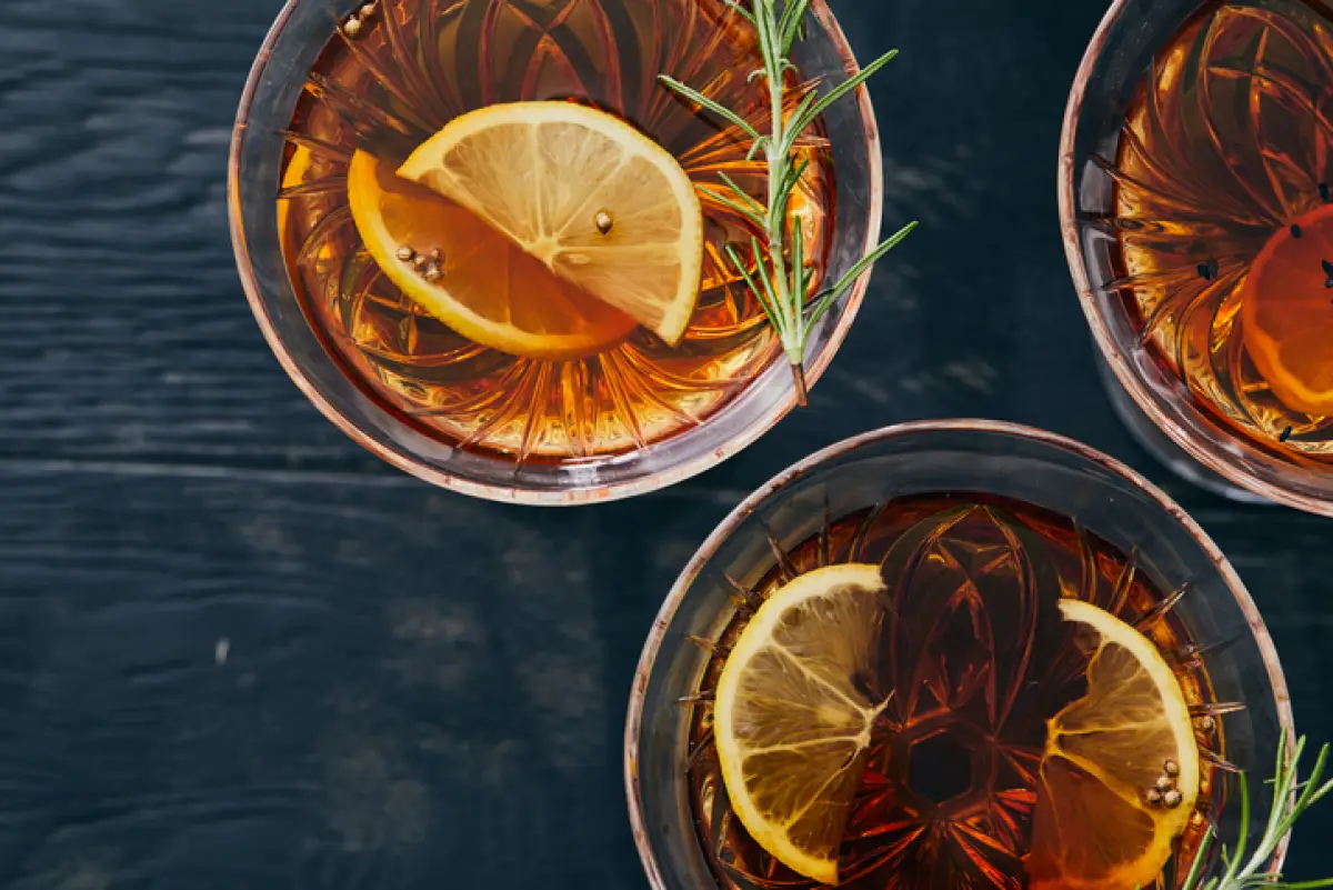 Estudio: La IA predice mejor que el hombre el aroma de un whisky
