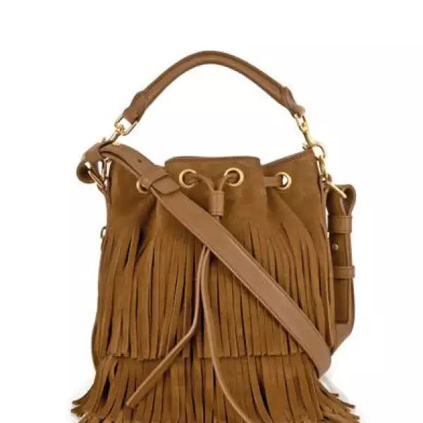 Saint Laurent nos da otra opción para lograr el look vaquero.