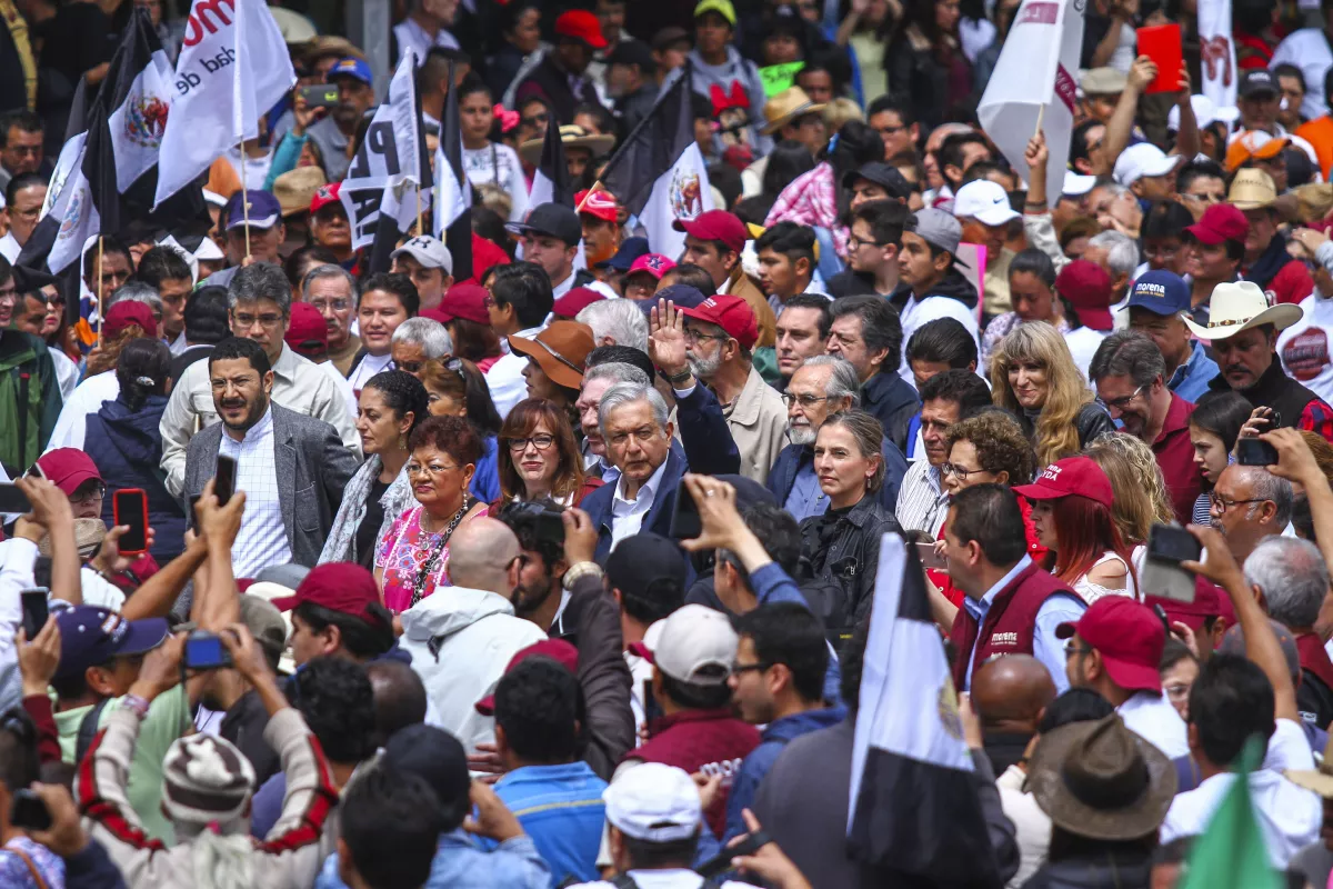 AMLO y CNTE