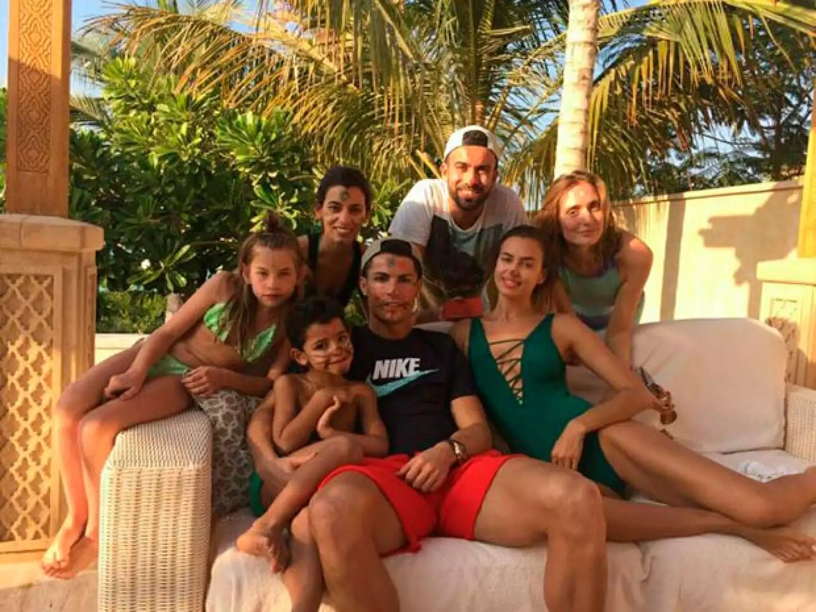 Cristinano Ronaldo se encuentra pasando un cálido invierno junto a su familia.