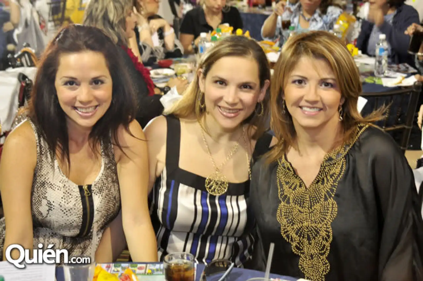Nena de Ghio, Bonnie Zreik y Ana Laura Sánchez de Diez