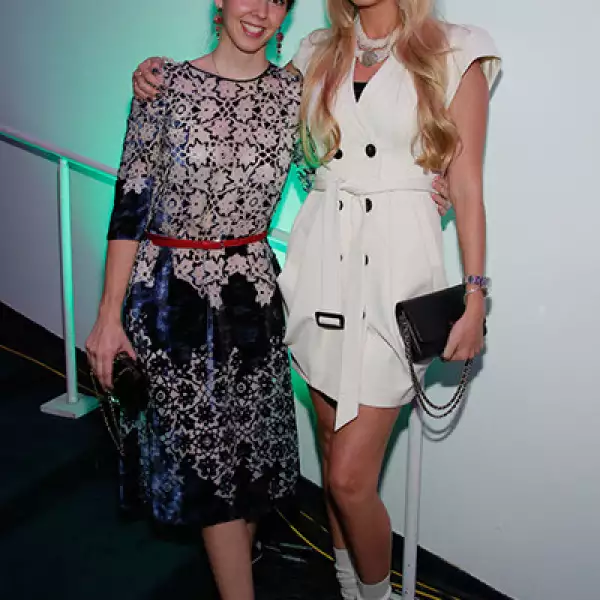 María Elena Torruco de Slim con un look arriesgado en el lanzamiento de Walk the Art `Philantrophy by Rojo + Torruco´.