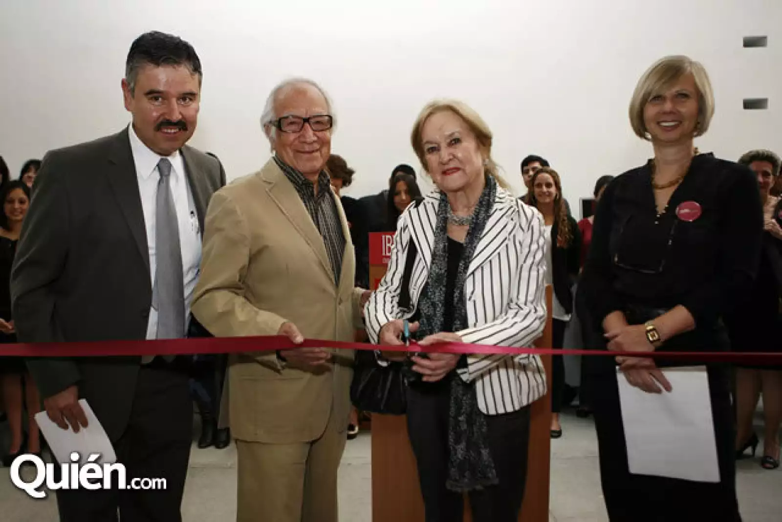 Javier Prado Galán, Arturo García Bustos, Rina Lazo y Dina Comisarenco