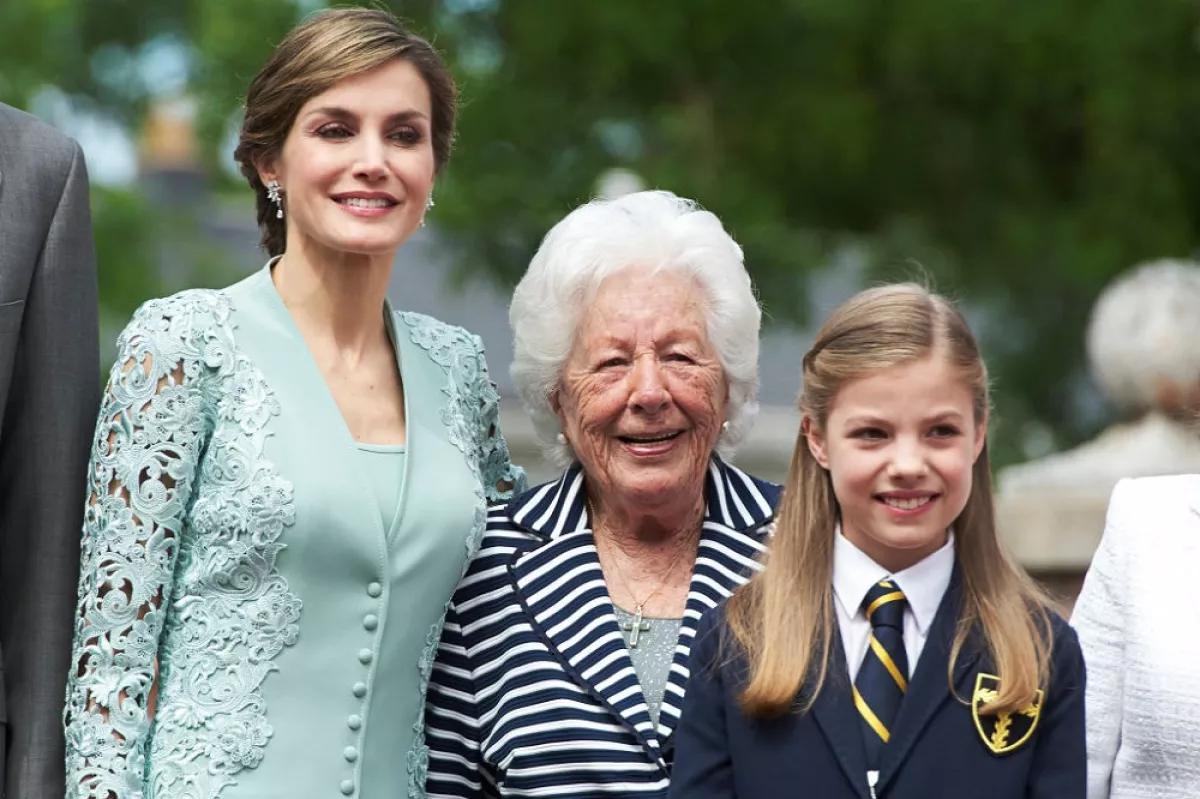 Letizia de España, Menchu Álvarez del Valle y la infanta Sofía