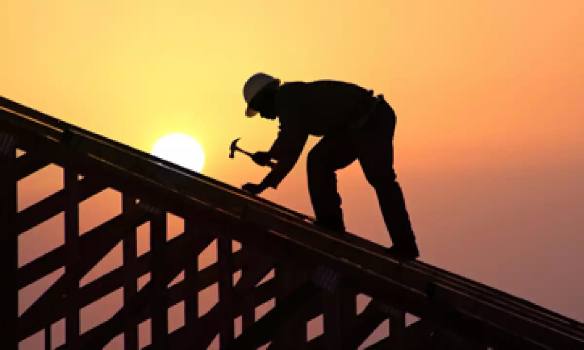 El plan de infraestructura contempla una inversión de 1.3 billones de pesos para la construcción. (Foto: iStock by Getty)