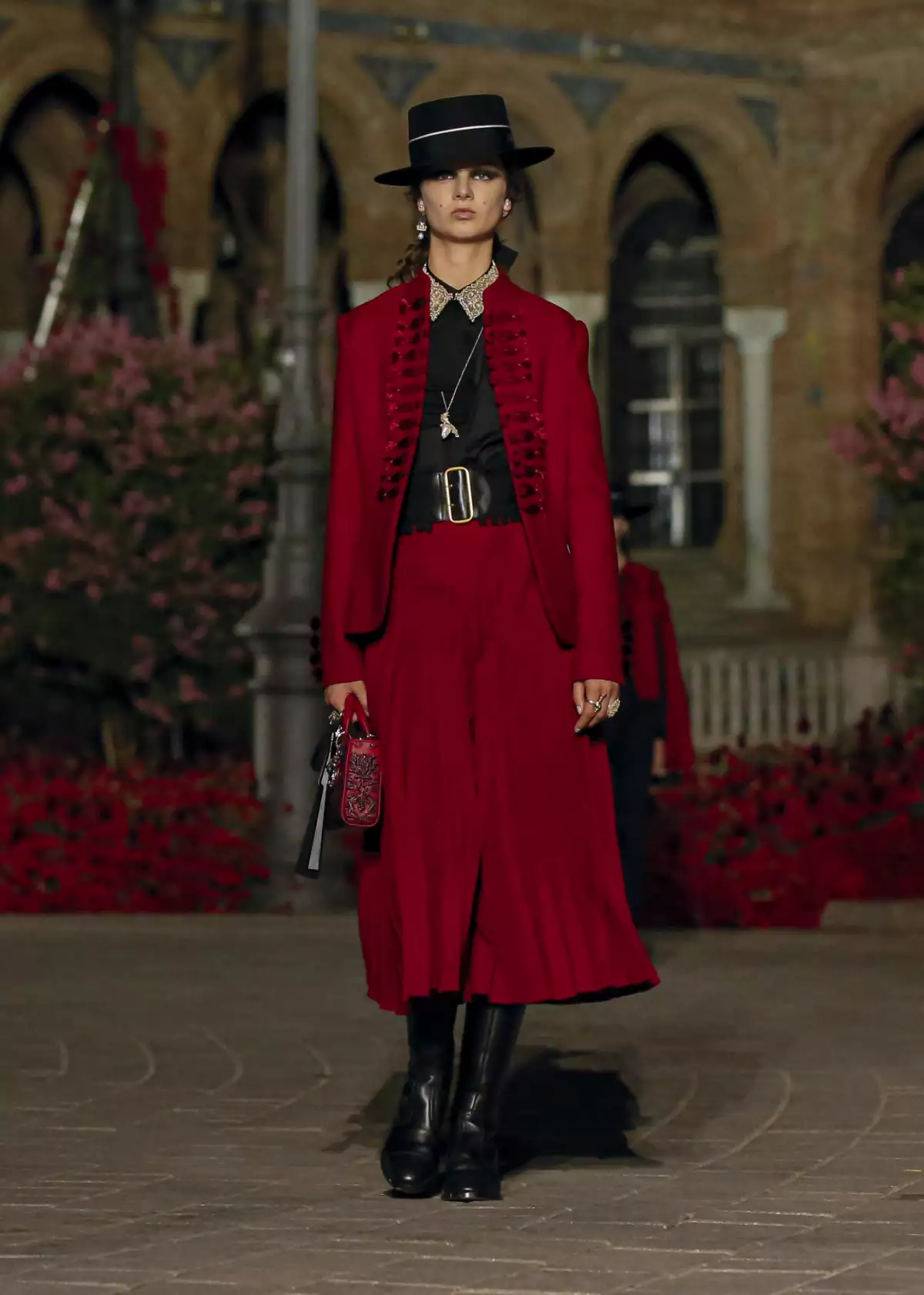 dior cruise 2023 sevilla