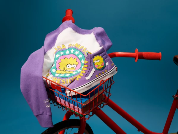 FA20_LIFESTYLE_VANSXTHESIMPSONS_LISA_LINEUP_ELEVATED_0609 1.jpg