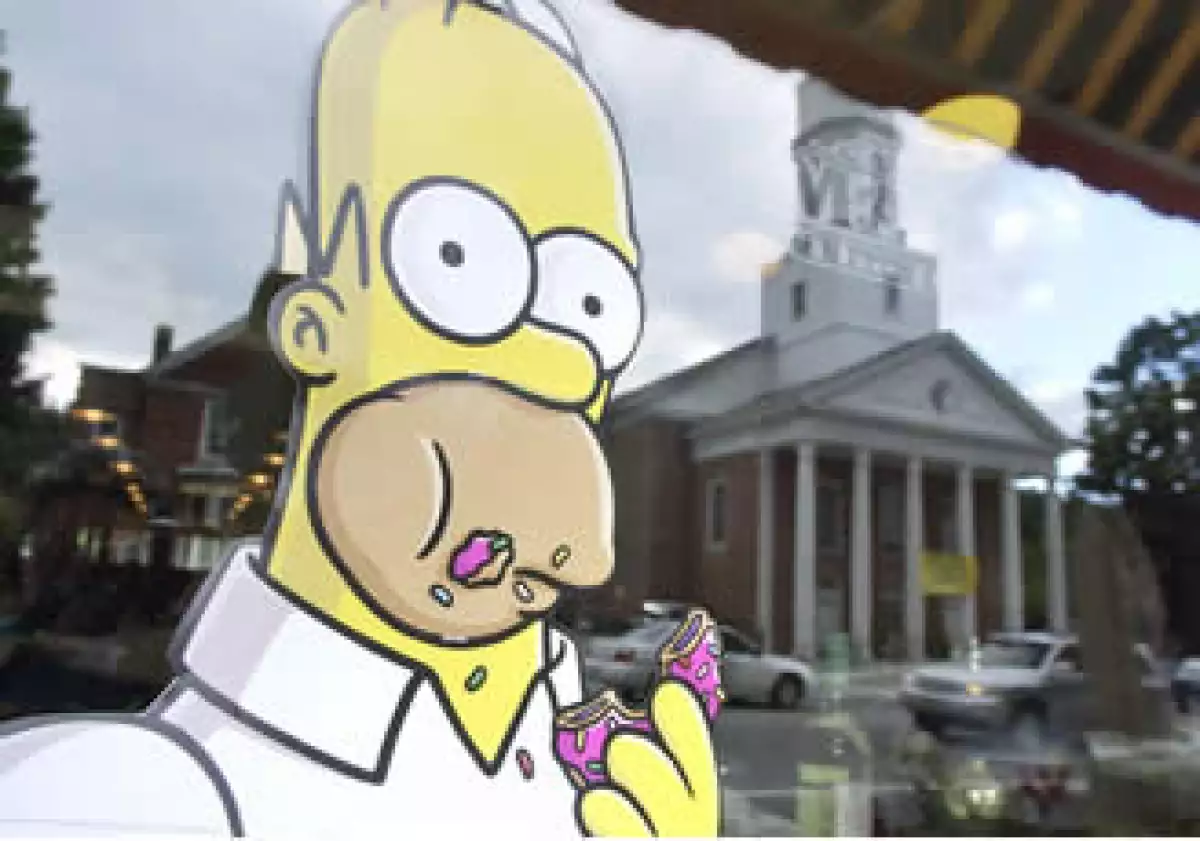 Millones de personas pueden identificarse con Homero, dijo el creador de los Simpson, Matt Groening. (Foto: AP)