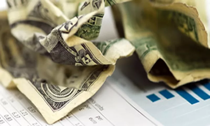 Los ingresos del Gobierno por el pago de impuestos han subido en el año fiscal 2012. (Foto: Thinkstock)