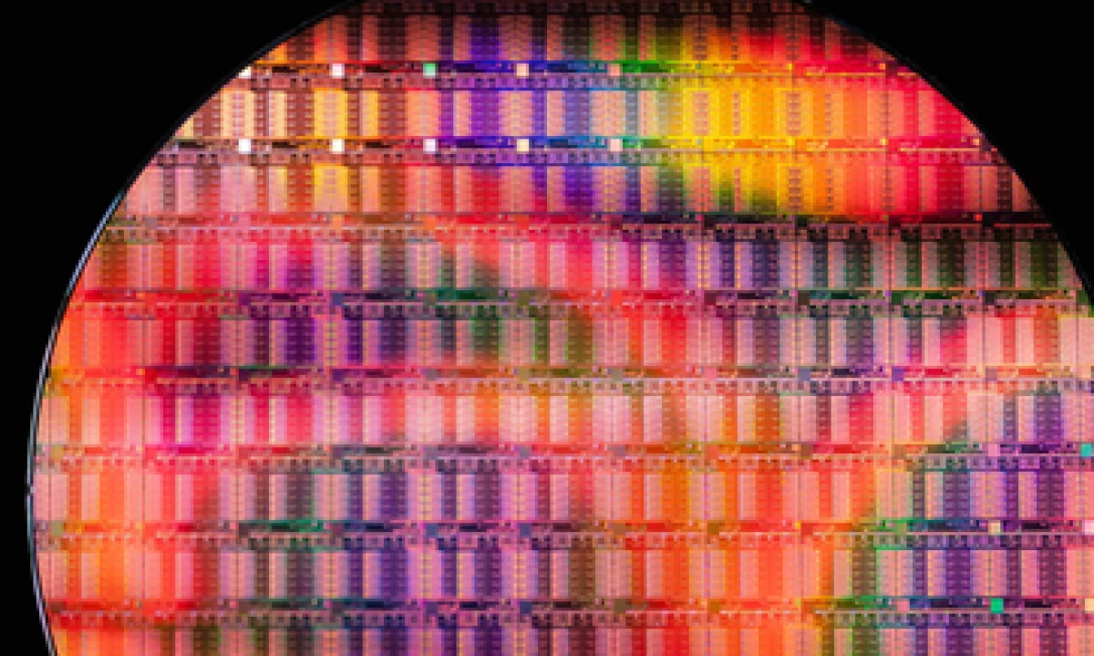 Una de estas pastillas contiene miles de millones de transistores. (Foto: Cortesía Intel)
