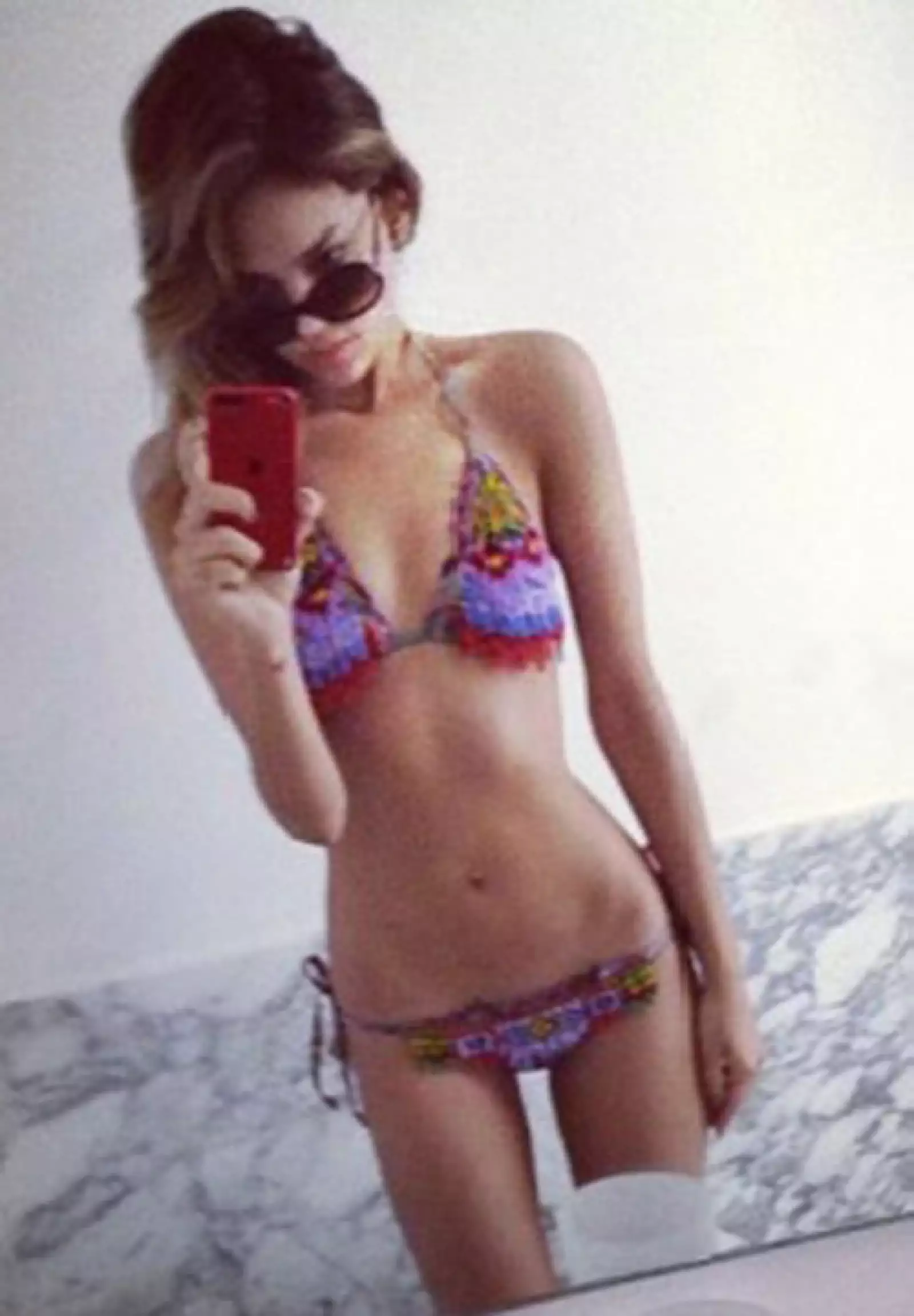 Como todos los seres humanos ha pasado momentos difìciles, como el de esta fotografía por la que recibió múltiples críticas por su delgadez.