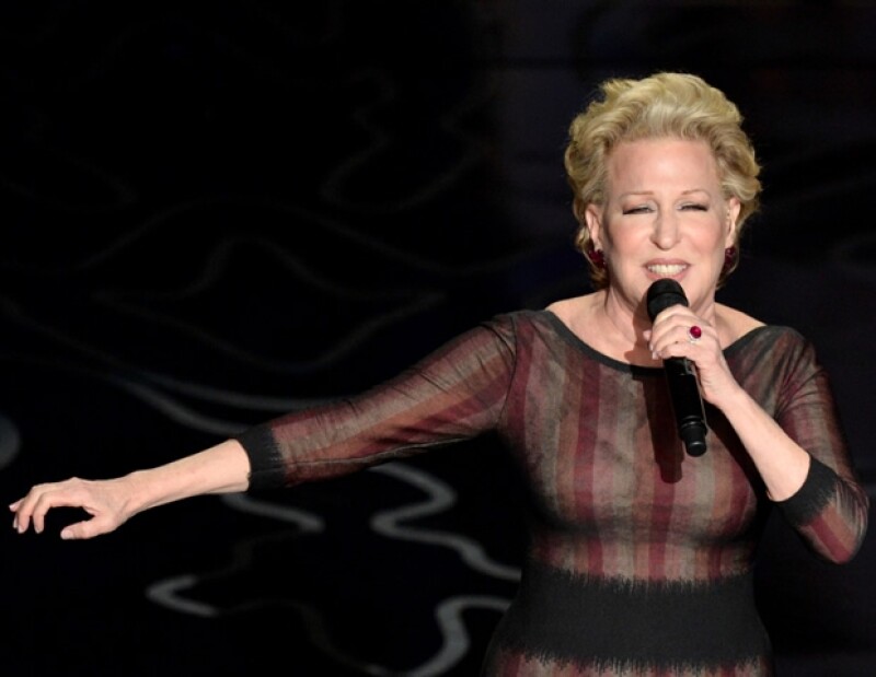 Bette Midler causó sensación con su presentación.