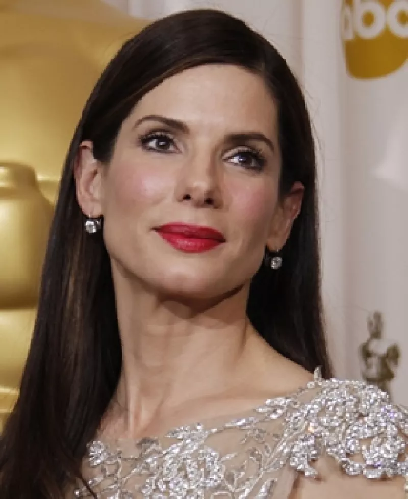 Desde que la actriz se enteró de la infidelidad de su esposo, ambos actores han estado con ella para brindarle su apoyo y ayudarla a pasar estos difíciles momentos.