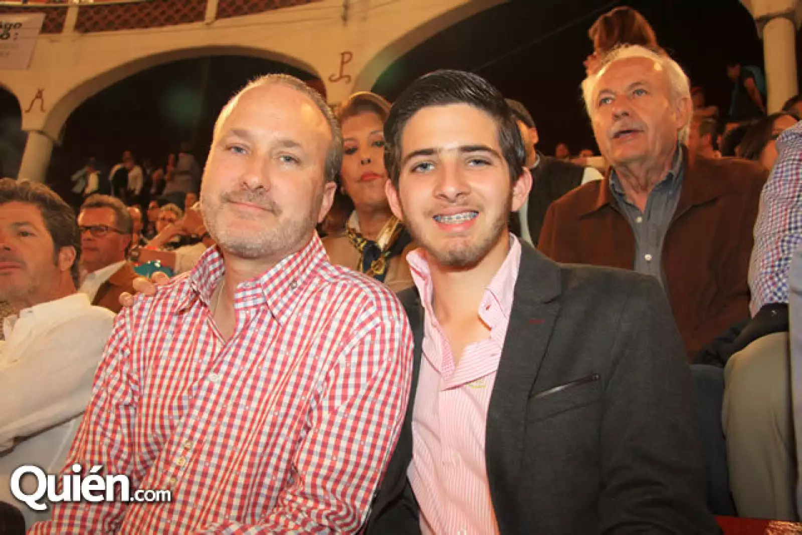 Alejandro González,Patricio González