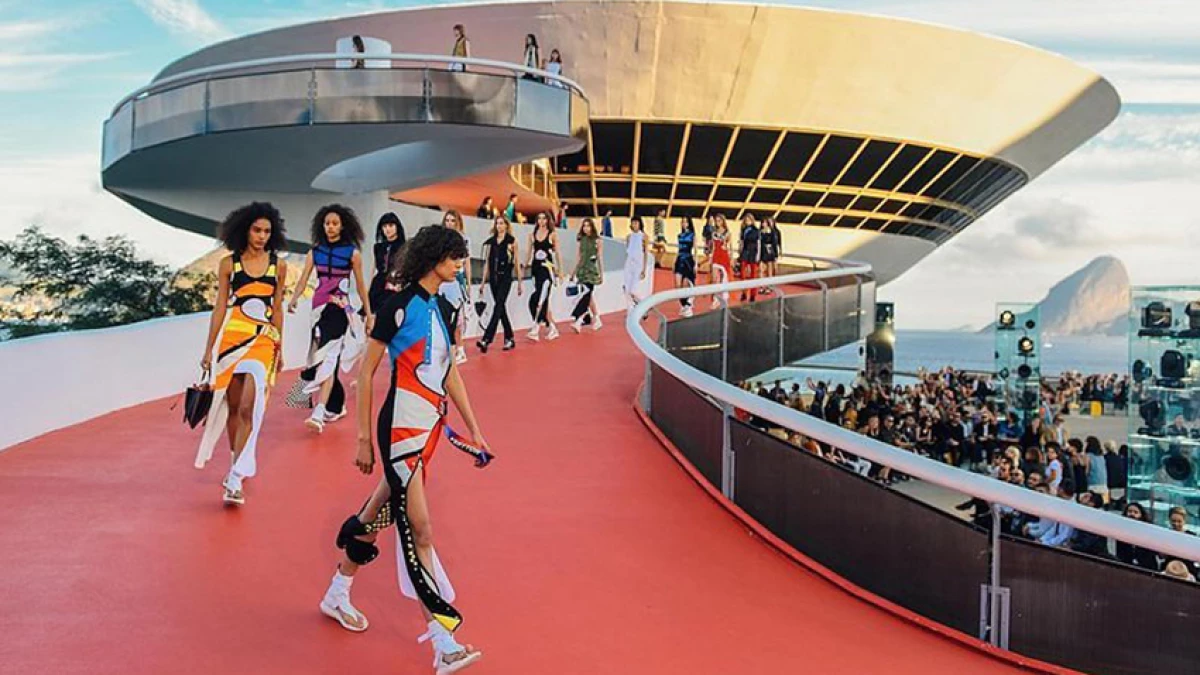 Louis Vuitton Cruise 2018