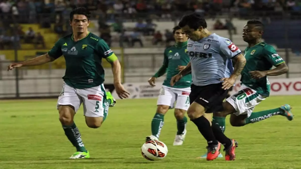Leon, Deportes Iquique, Copa Libertadores
