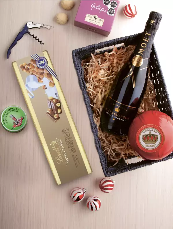 Vista de la Canasta de 6 regalos del Catálogo Navideño 2022 de La Europea.