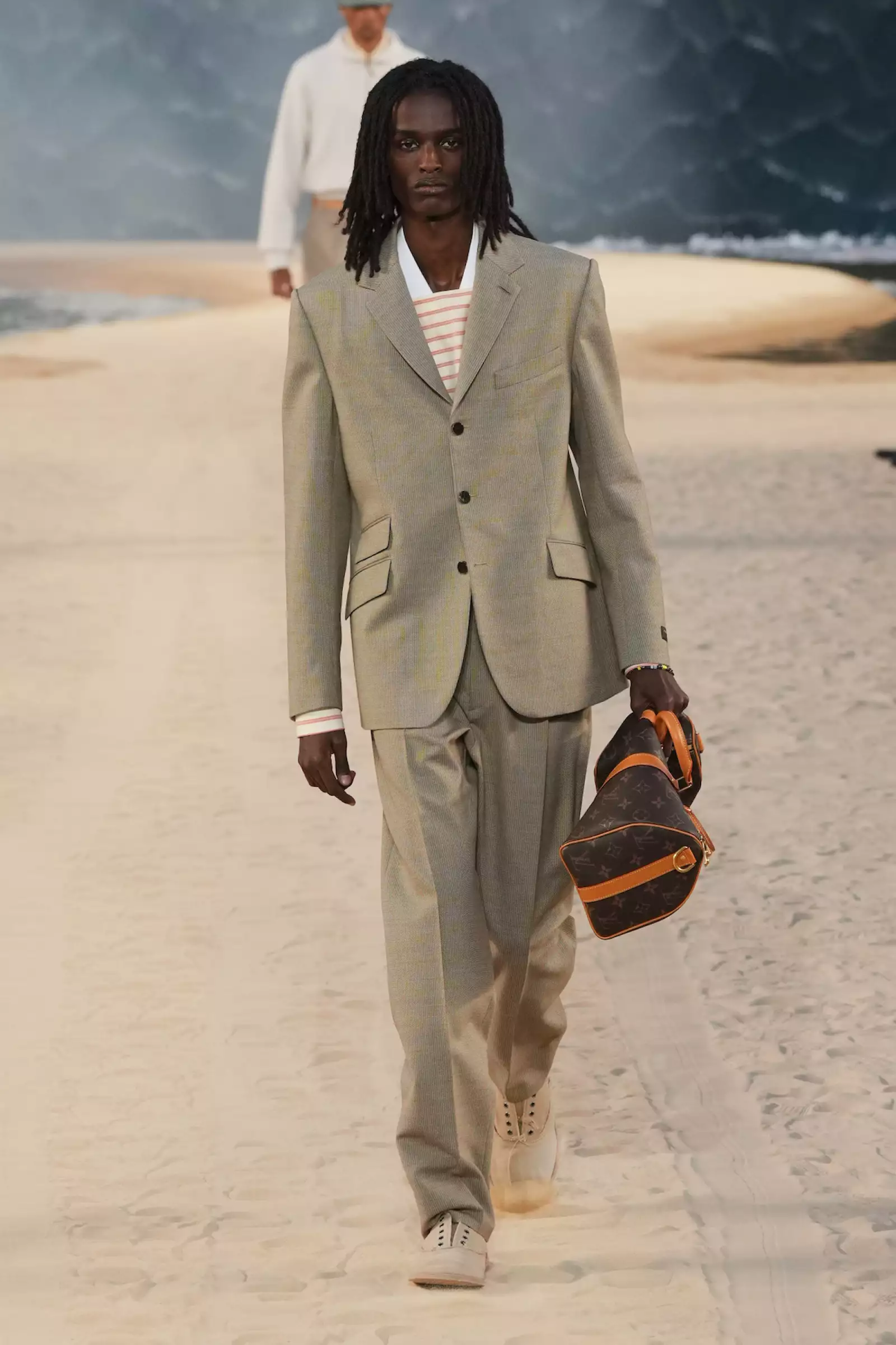 Vuitton m S27 043.jpg