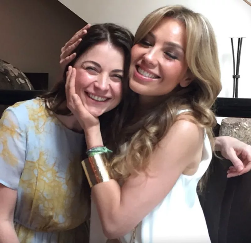 Aunque ya pasó el día de las madres, las actrices se vuelven a encontrar para recordar sus papeles como mamá  e hija en “María la del Barrio”.