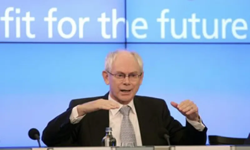 “Tenemos que luchar por nuestra unión monetaria y económica…Y por el lugar de Europa en el mundo”, dijo Rompuy. (Foto: Reuters)