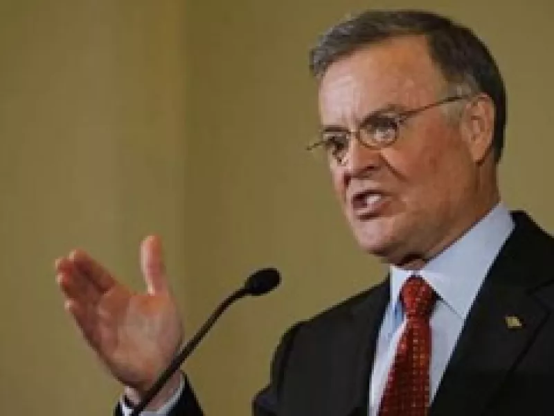 Kenneth Lewis, presidente de Bank of America, confía en la recuperación financiera de la entidad. (Foto: Reuters)